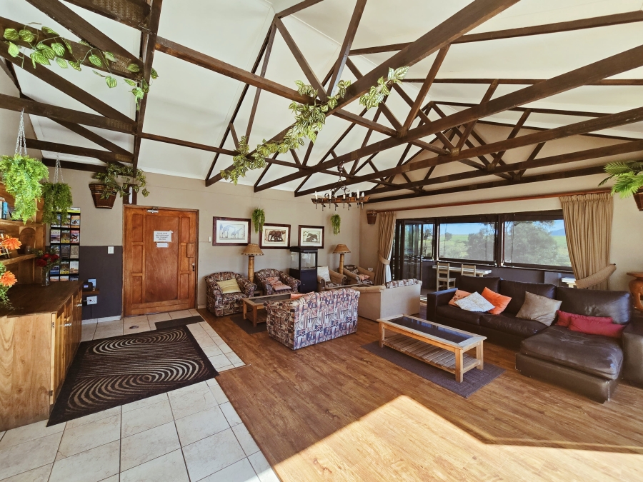 18 Bedroom Property for Sale in Geelhoutboom AH Western Cape